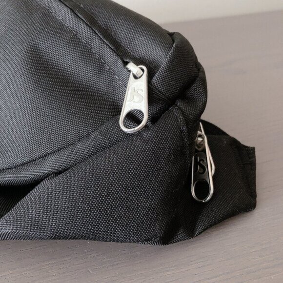 Jansport Bum bag Fanny pack fifth avenue 2.5L black New with tags! - Picture 8 of 14